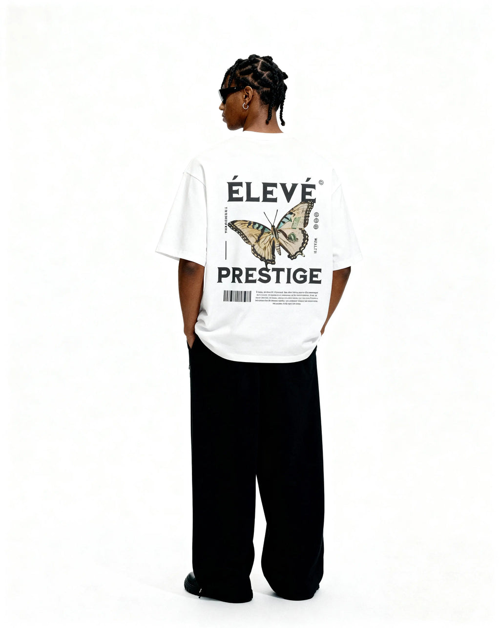 ÉLEVÉ Prestige Butterfly T‑Shirt White Rückansicht – großer Butterfly Backprint und Prestige Schriftzug auf Unisex Streetwear T‑Shirt